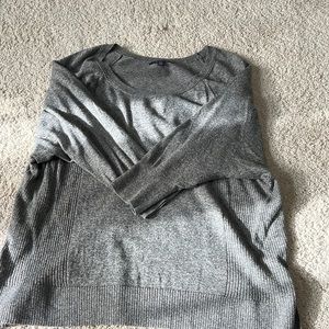 AMERICAN EAGLE LIGHTWEIGHT 3/4 SLEEVE SCOOP NECK SWEATER